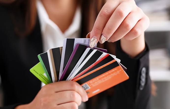 What Is a Credit Card? A Complete Beginner's Guide